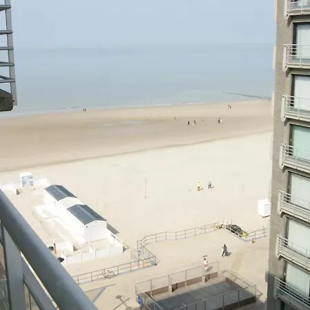 Sea ​​view 2-4p At The Beach And Shops * Middelkerke