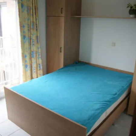 Sea ​​view 2-4p At The Beach And Shops Daire *